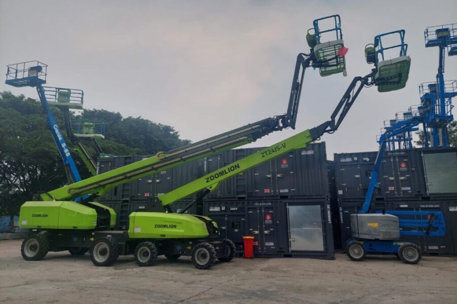 Boom Lift adalah Alat Bantu Angkat Orang untuk Bekerja di Ketinggian